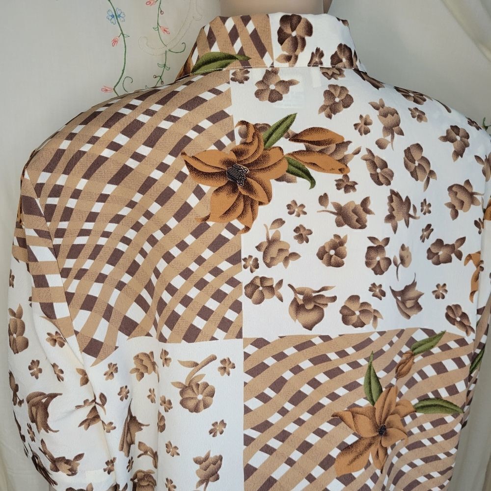 Voir collection multi pattern polyester button down shirt. - Picture 9 of 12